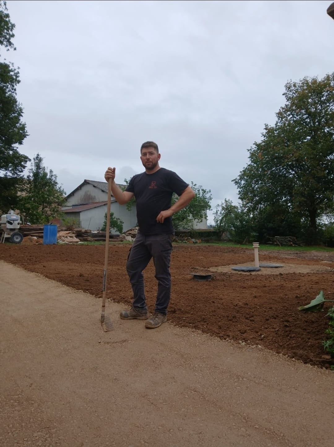 Miguoel Benitez sur un chantier de terrassement